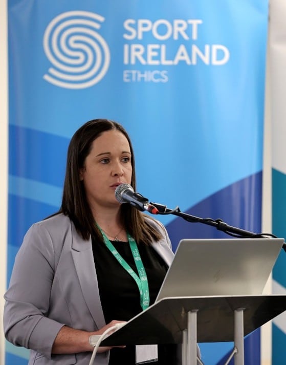 Helen McHugh Headshot